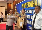 Kapolda Sultra Serahkan 107 Unit PC All in One untuk Unit Intel Jajaran Polsek