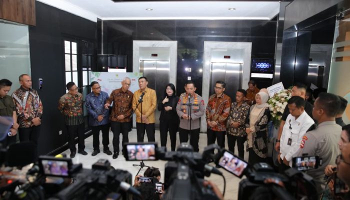 Gedung Baru Kompolnas Diresmikan, Kapolri Tegaskan Penguatan Pengawasan dan Respons Keluhan Masyarakat