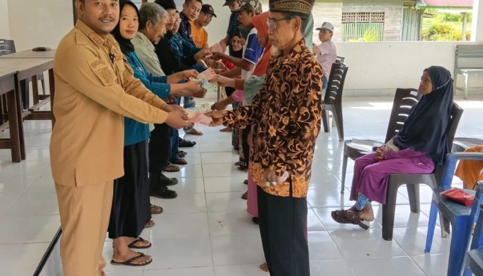 Pemdes Boloso Salurkan BLT-DD Rp1,8 Juta untuk 16 KPM Periode Januari–Juli 2026